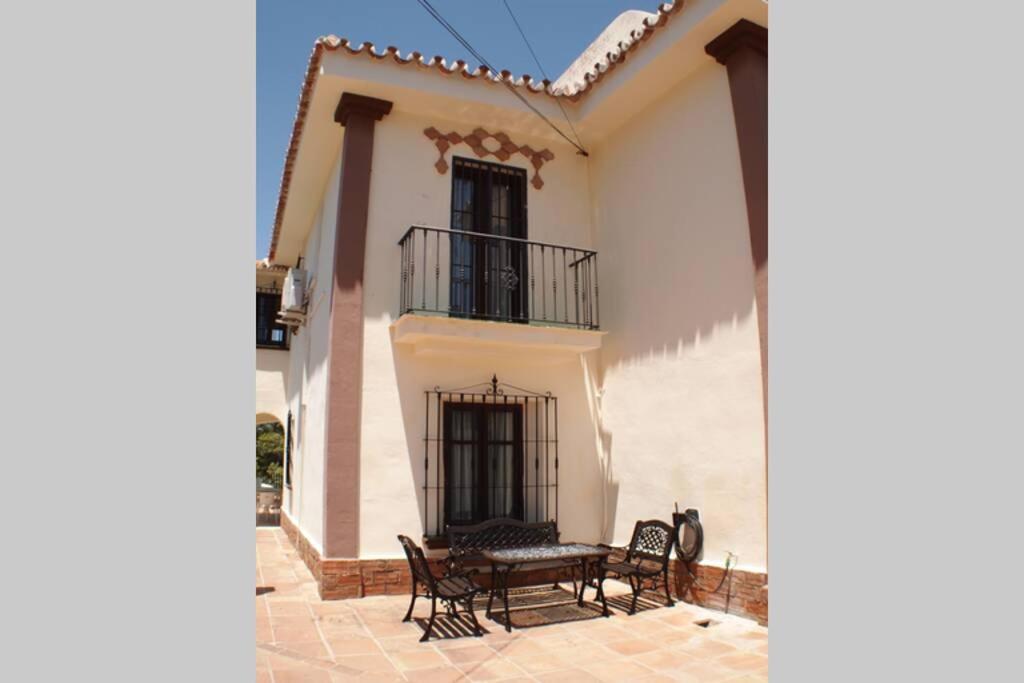 Preciosa Villa Con Gran Piscina Y Fabulosas Vistas Alhaurín de la Torre Eksteriør bilde