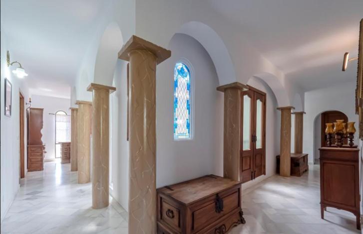 Preciosa Villa Con Gran Piscina Y Fabulosas Vistas Alhaurín de la Torre Eksteriør bilde