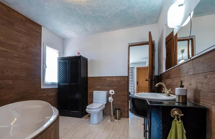 Preciosa Villa Con Gran Piscina Y Fabulosas Vistas Alhaurín de la Torre Eksteriør bilde